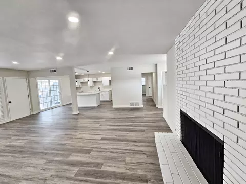 Living - 82012 Sierra Ave, Indio, CA 92201 photo 2 of 3