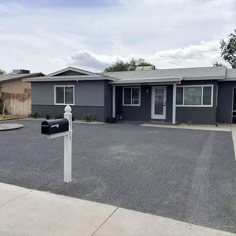 Exterior - 82165 Crest Ave, Indio, CA 92201 photo 3 of 10