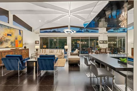 2015 S Toledo Ave, Palm Springs, CA 92264