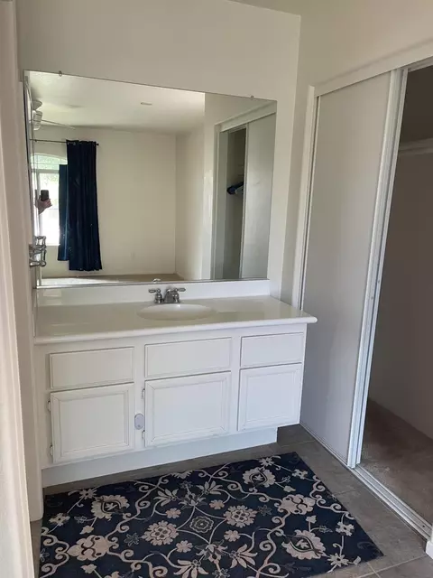 Bath - 48291 Panorama, Indio, CA 92201 photo 6 of 7