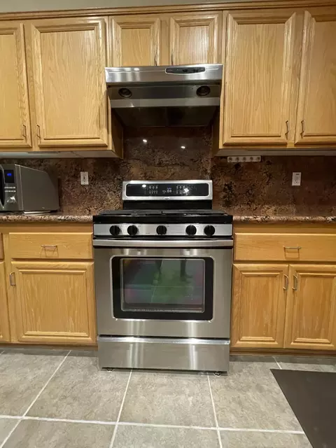 Kitchen - 48291 Panorama, Indio, CA 92201 photo 4 of 4