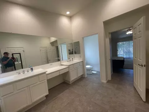 Bath - 48291 Panorama, Indio, CA 92201 photo 1 of 7