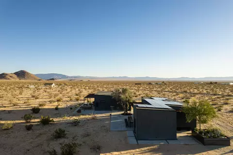 Exterior - 60052 Rocky Ave, Landers, CA 92285 photo 15 of 17