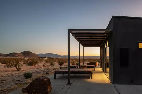 Exterior - 60052 Rocky Ave, Landers, CA 92285 photo 4 of 17
