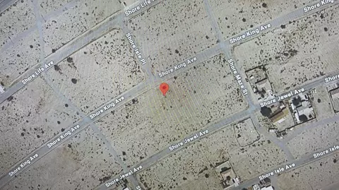 2474 Shore King Ave, Thermal, CA 92274