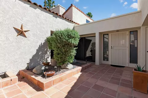 407 Forest Hills Dr, Rancho Mirage, CA 92270