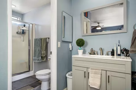 Bath - 80664 Declaration Ave, Indio, CA 92201 photo 3 of 3