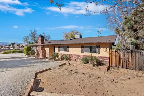 Exterior - 58748 Natoma Trl, Yucca Valley, CA 92284 photo 15 of 25
