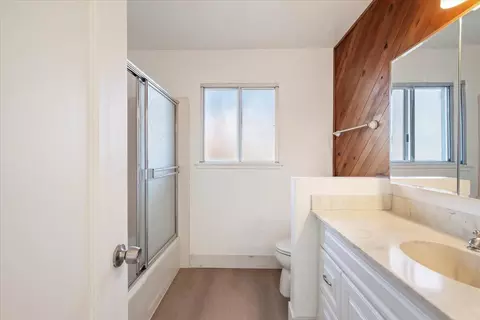 Bath - 58748 Natoma Trl, Yucca Valley, CA 92284 photo 1 of 5