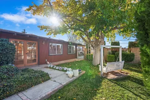 Exterior - 58748 Natoma Trl, Yucca Valley, CA 92284 photo 2 of 25