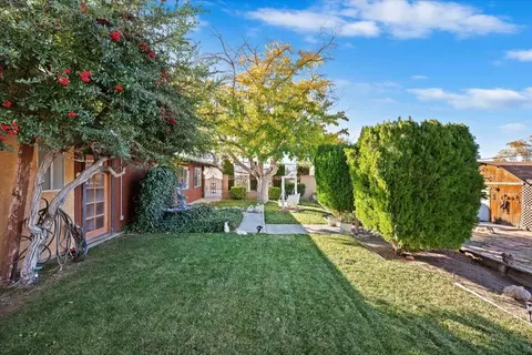 Exterior - 58748 Natoma Trl, Yucca Valley, CA 92284 photo 5 of 25