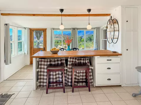 Kitchen - 10505 Hess Blvd, Morongo Valley, CA 92256 photo 2 of 6