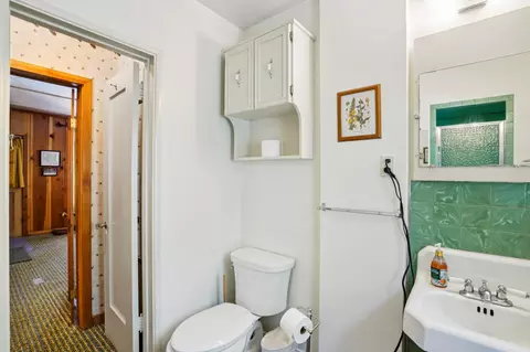 Bath - 55280 Circle Way, Idyllwild, CA 92549 photo 2 of 3