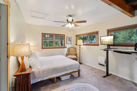 Bedroom - 55280 Circle Way, Idyllwild, CA 92549 photo 7 of 8