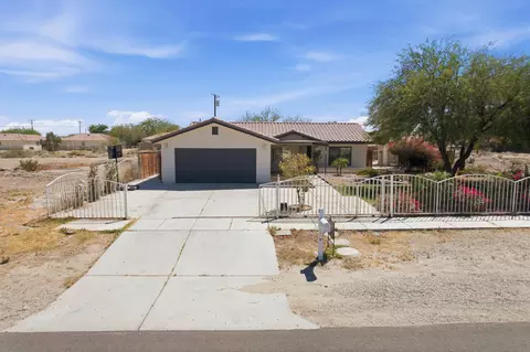 1341 Nile Dr, Thermal, CA 92274