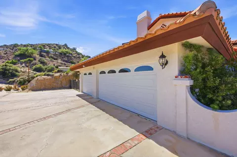 Exterior - 53806 Ridge Rd, Yucca Valley, CA 92284 photo 26 of 28