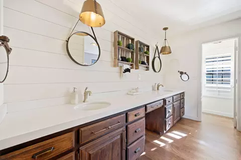 Bath - 53806 Ridge Rd, Yucca Valley, CA 92284 photo 6 of 7