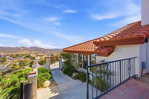 Exterior - 53806 Ridge Rd, Yucca Valley, CA 92284 photo 21 of 28