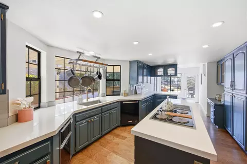 Kitchen - 53806 Ridge Rd, Yucca Valley, CA 92284 photo 4 of 4