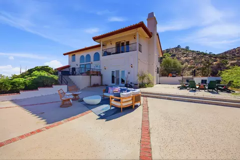 Exterior - 53806 Ridge Rd, Yucca Valley, CA 92284 photo 15 of 28