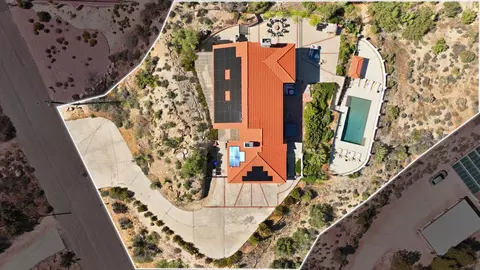 View/Area - 53806 Ridge Rd, Yucca Valley, CA 92284 photo 3 of 8