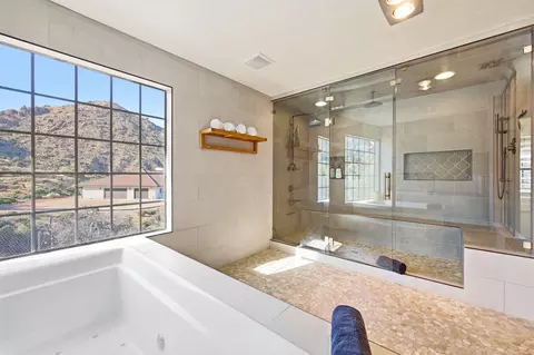 Bath - 53806 Ridge Rd, Yucca Valley, CA 92284 photo 4 of 7