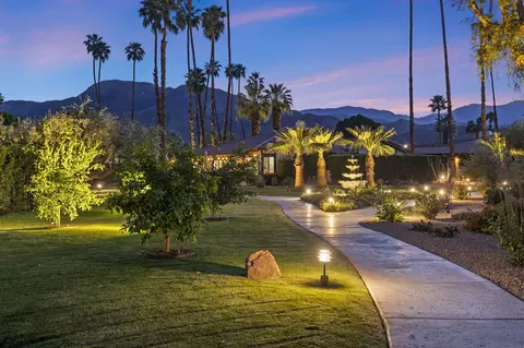 70070 Frank Sinatra Dr, Rancho Mirage, CA 92270