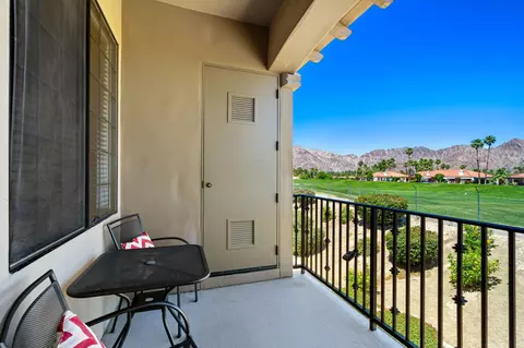 50610 Santa Rosa Plz, La Quinta, CA 92253