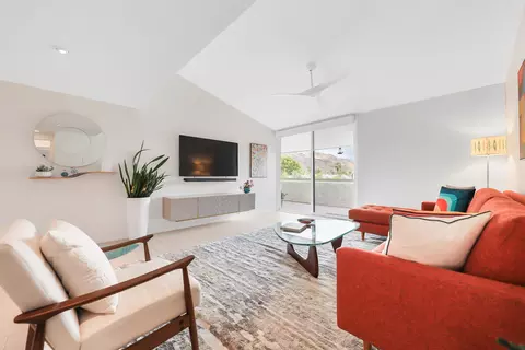 261 E La Verne Way, Palm Springs, CA 92264