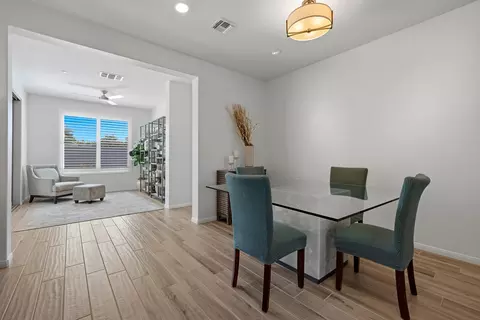 Dining - 51270 N Two Palms Way, Indio, CA 92201 photo 3 of 3