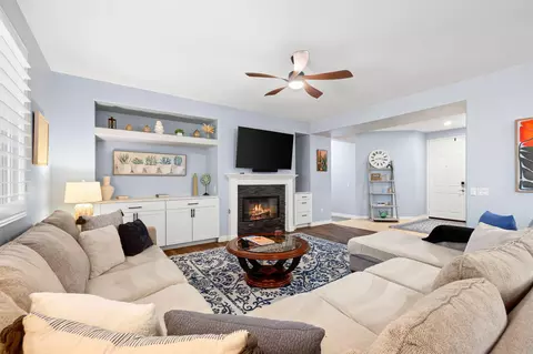 Living - 48124 Chandler Ct, Indio, CA 92201 photo 5 of 5