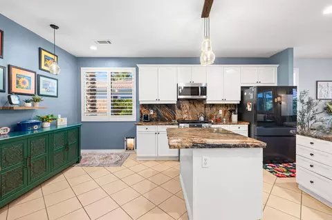 Kitchen - 48124 Chandler Ct, Indio, CA 92201 photo 1 of 5