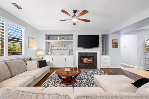 Living - 48124 Chandler Ct, Indio, CA 92201 photo 4 of 5