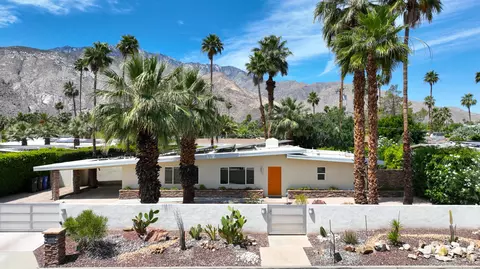 1443 N Vaquero Rd, Palm Springs, CA 92262