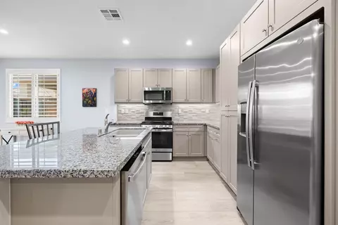Kitchen - 51538 Golden Eagle Dr, Indio, CA 92201 photo 2 of 6