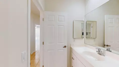 Bath - 48180 Chandler Ct, Indio, CA 92201 photo 5 of 5