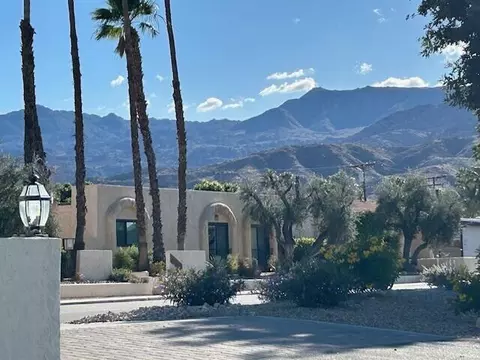 45451 Lupine Ln, Palm Desert, CA 92260