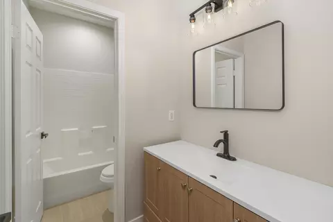 Bath - 82372 Padova Dr, Indio, CA 92203 photo 1 of 3