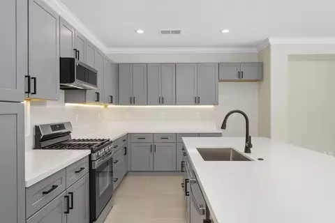 Kitchen - 82372 Padova Dr, Indio, CA 92203 photo 2 of 3