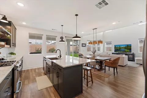 Kitchen - 42410 Canneto Way, Indio, CA 92203 photo 3 of 5