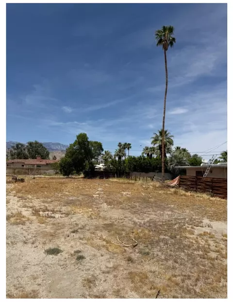 44833 San Jacinto Ave, Palm Desert, CA 92260