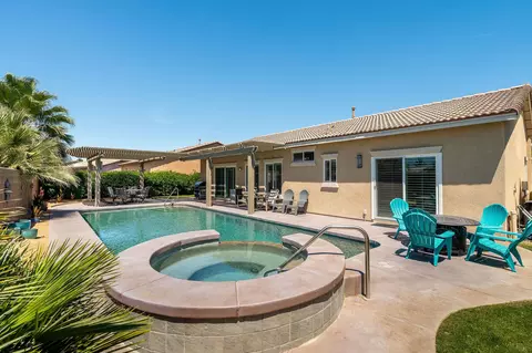 Exterior - 83203 Broadmoor Dr, Indio, CA 92203 photo 4 of 5