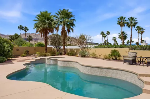 73198 Loma Vista Ln, Palm Desert, CA 92260