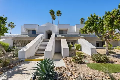 5301 E Waverly Dr, Palm Springs, CA 92264