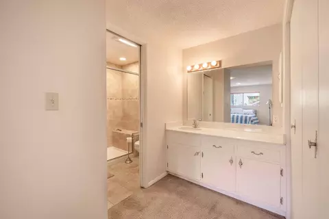 Bath - 41726 Comstock Ln, Big Bear Lake, CA 92315 photo 1 of 5