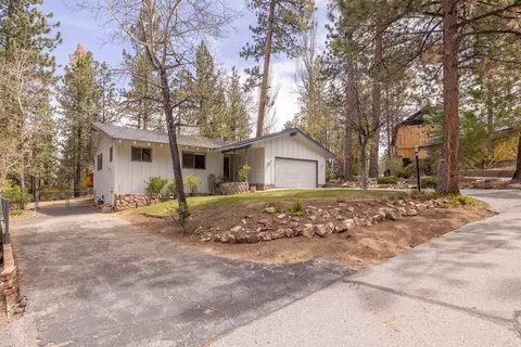 Exterior - 41726 Comstock Ln, Big Bear Lake, CA 92315 photo 4 of 14
