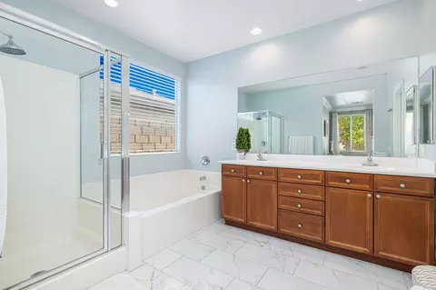 Bath - 82902 Generations Dr, Indio, CA 92203 photo 1 of 3