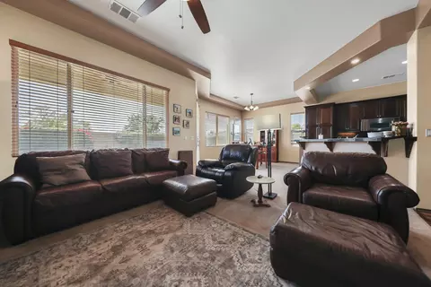 Living - 48640 Vienna Ct, Indio, CA 92201 photo 3 of 3