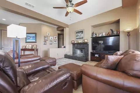 Living - 48640 Vienna Ct, Indio, CA 92201 photo 2 of 3
