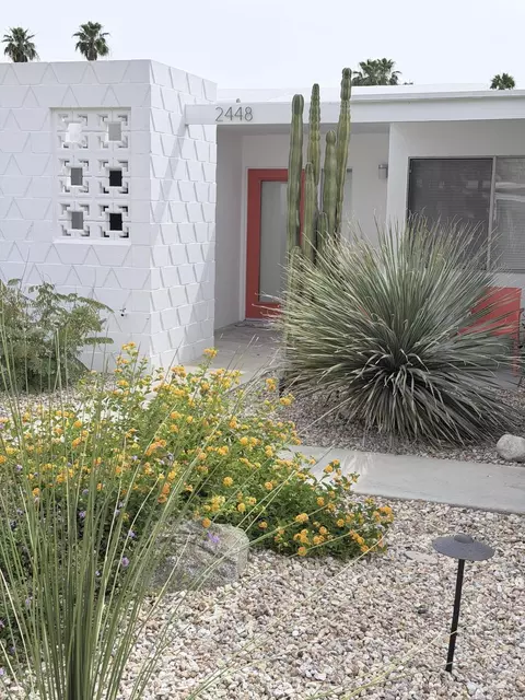 2448 S Sierra Madre, Palm Springs, CA 92264